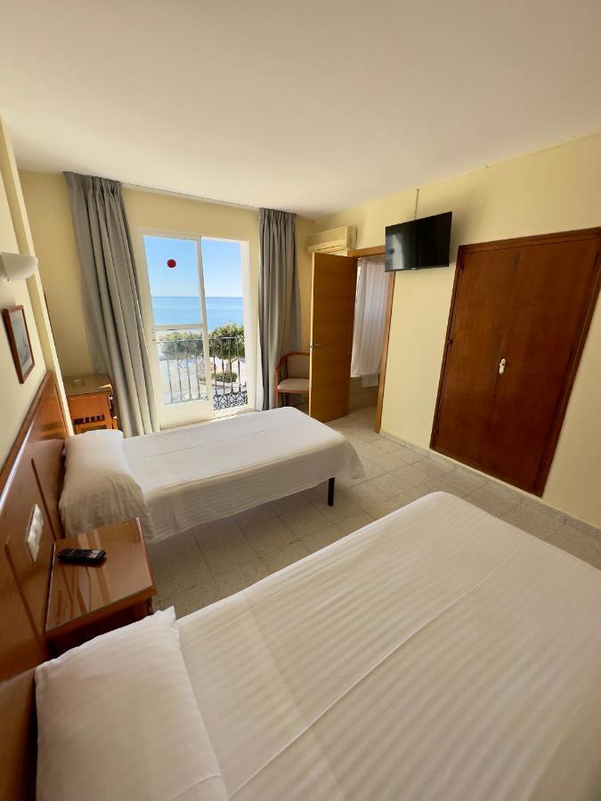 Hotel Cabello Торремолинос Экстерьер фото