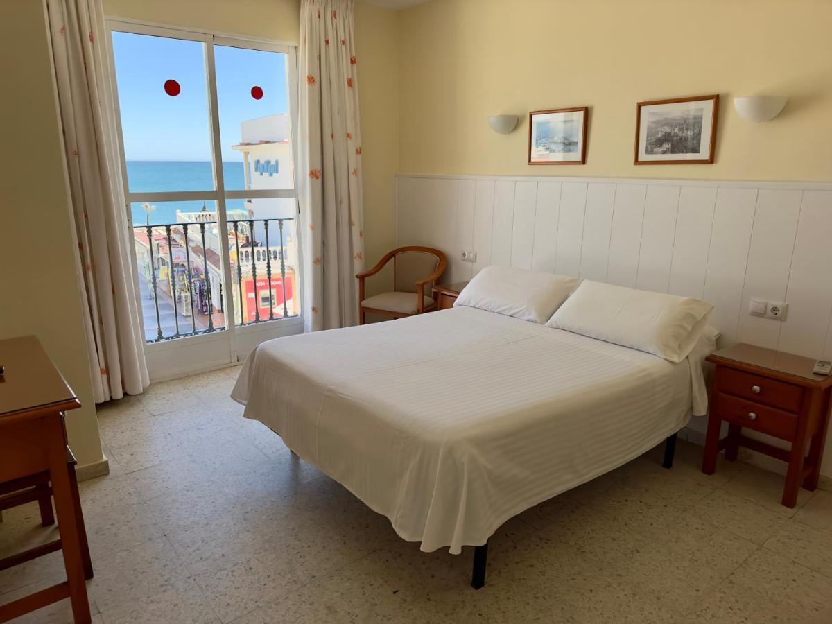 Hotel Cabello Торремолинос Экстерьер фото