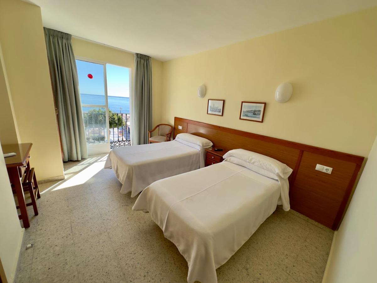 Hotel Cabello Торремолинос Экстерьер фото